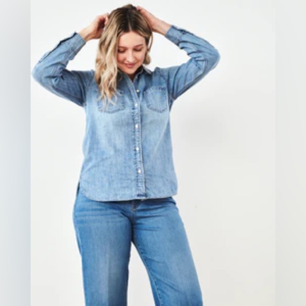 Quince Blue Distressed Denim Shirt never worn Size large